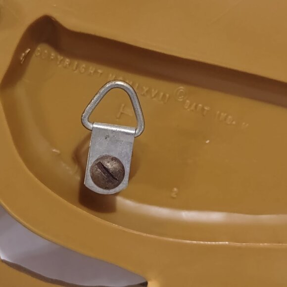 Like New 1967 Birds and Magnolia Blooms Wall Decor - Picture 8 of 8